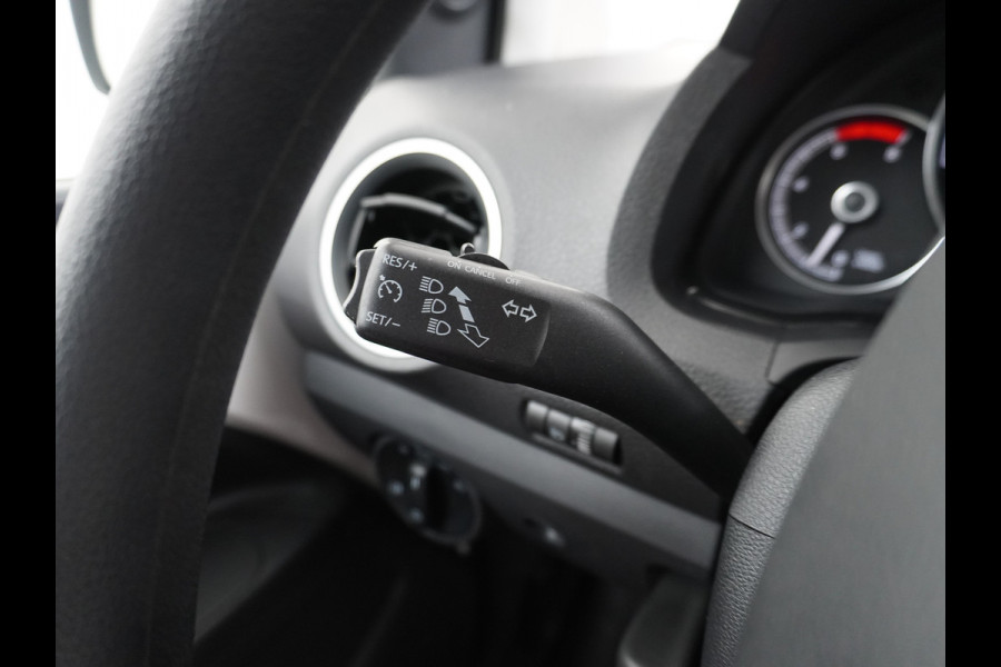 Škoda Citigo 1.0 CNG Bifuel Airco CruiseControl 5drs Bluetooth Isofix Greentech Led Aardgas Elek.Ramen Aut.Verlichting Start/Stop DealerOnderhouden Ambition NL-auto! Kosten per 100 km: CNG is goedkoop – bij een prijs van €1,20 per kg kost 100 km slechts €3,60 - €4,20  Belasting slechts 36 euro per maand!!