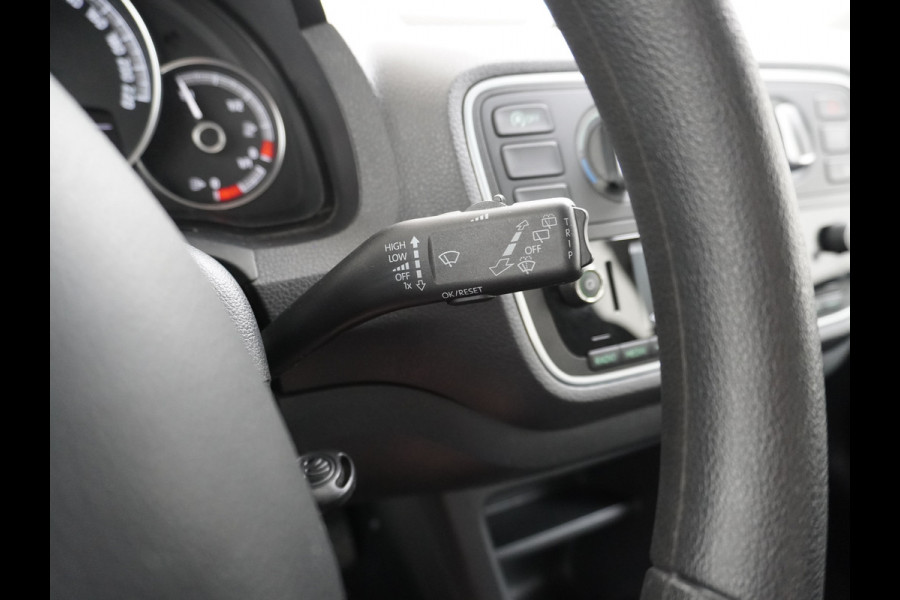 Škoda Citigo 1.0 CNG Bifuel Airco CruiseControl 5drs Bluetooth Isofix Greentech Led Aardgas Elek.Ramen Aut.Verlichting Start/Stop DealerOnderhouden Ambition NL-auto! Kosten per 100 km: CNG is goedkoop – bij een prijs van €1,20 per kg kost 100 km slechts €3,60 - €4,20  Belasting slechts 36 euro per maand!!