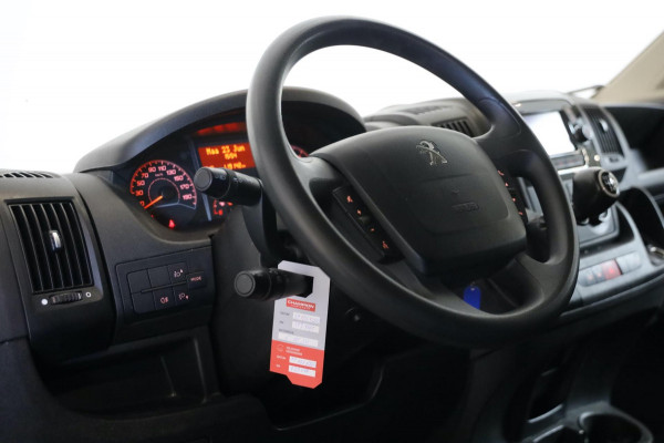 Peugeot Boxer 2.0 blueHDI L4/H2 3 ZITS 435 163PK CAMERA NAVI AIRCO LEASE V/A € 122,- p.m. INRUIL MOGELIJK