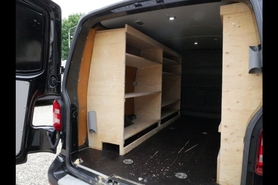 Volkswagen Transporter 2.0 TDI 204PK, L2H1, Airco