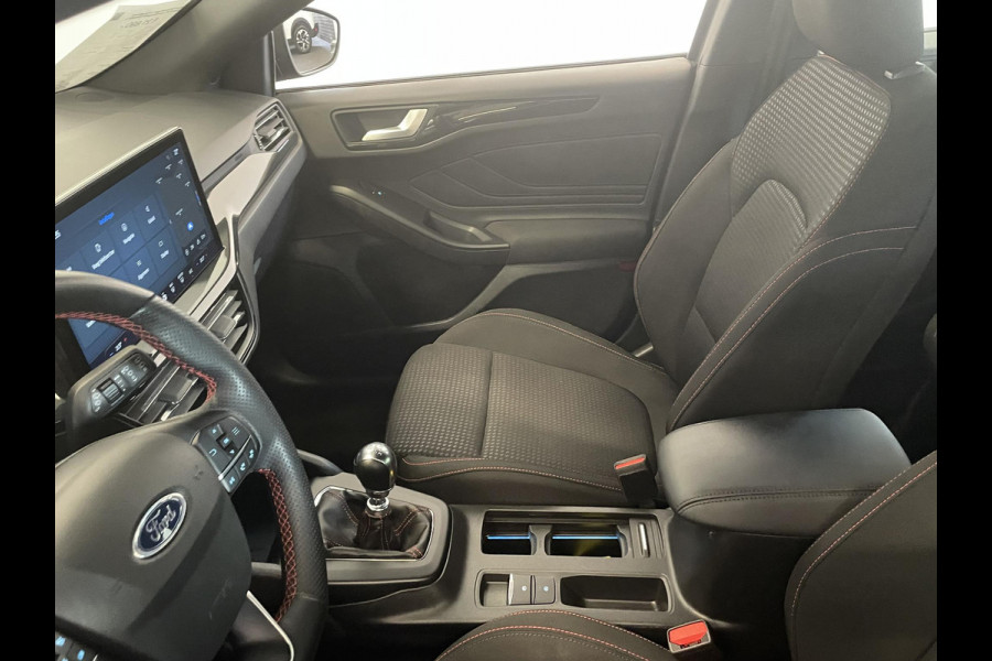 Ford FOCUS Wagon 1.0 EcoBoost Hybrid ST Line | DEMO ! |Navigatie Climate Control Led Dab Camera Parkeer sensoren Cruise Control Lichtmetalen velgen