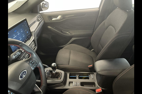 Ford FOCUS Wagon 1.0 EcoBoost Hybrid ST Line | DEMO ! |Navigatie Climate Control Led Dab Camera Parkeer sensoren Cruise Control Lichtmetalen velgen
