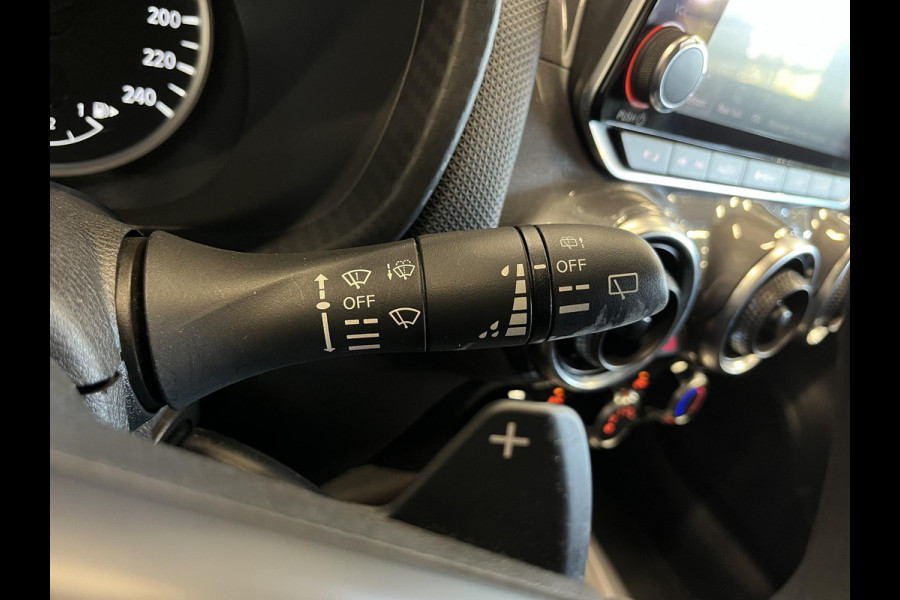 Nissan Juke 1.0 DIG-T Business Edition Climate control Cruise control Parkeersensoren Voorstoelen verwarmd Navigatie Apple Carplay/ Android Auto