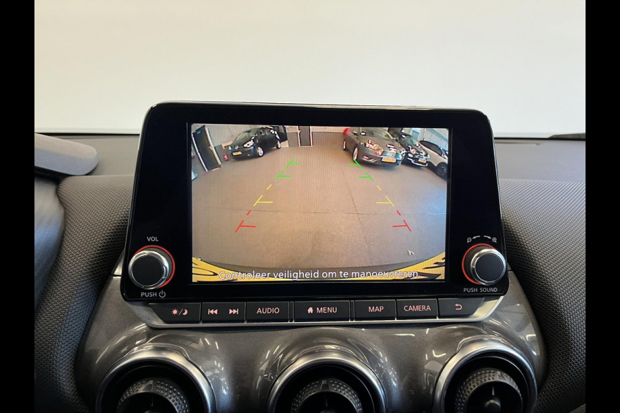 Nissan Juke 1.0 DIG-T Business Edition Climate control Cruise control Parkeersensoren Voorstoelen verwarmd Navigatie Apple Carplay/ Android Auto