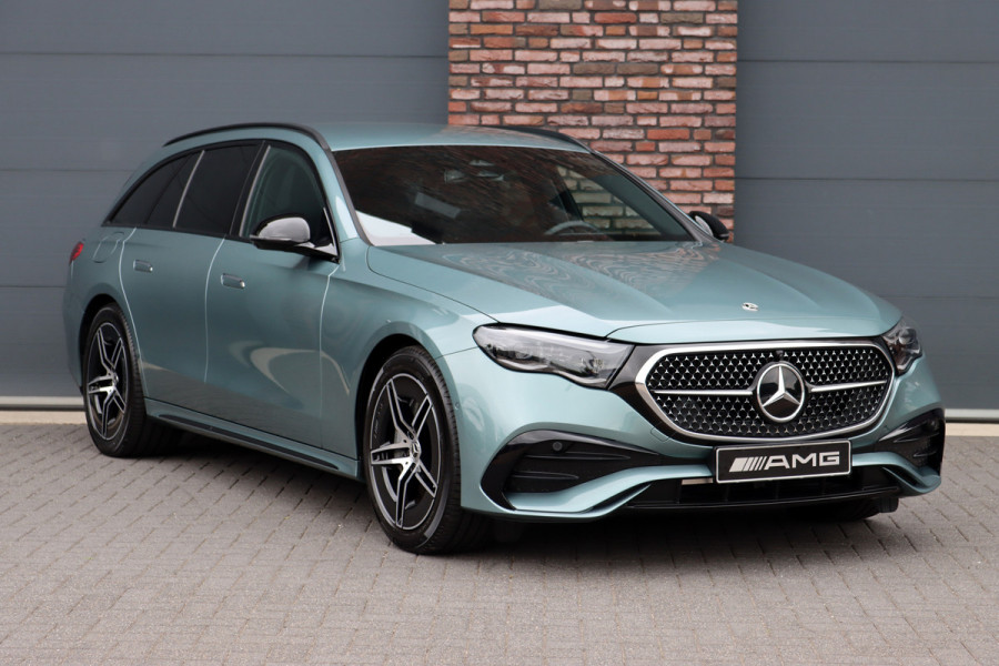 Mercedes-Benz E-Klasse Estate 300 e AMG Line Aut9 | Distronic Pro | Memory | Digital Light | Surround Camera | Keyless Go | Night Pakket | Augmented Reality | Stoelverwarming | Sfeerverlichting | Verwarmd Stuurwiel |