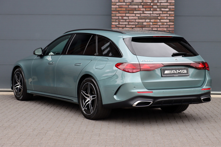 Mercedes-Benz E-Klasse Estate 300 e AMG Line Aut9 | Distronic Pro | Memory | Digital Light | Surround Camera | Keyless Go | Night Pakket | Augmented Reality | Stoelverwarming | Sfeerverlichting | Verwarmd Stuurwiel |