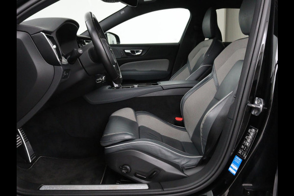 Volvo V60 2.0 T8 Recharge AWD R-Design | Trekhaak | Stoelverwarming | Camera | Harman/Kardon | Adaptive cruise | Memory | Carplay | Navigatie | 19'' lichtmetalen velgen