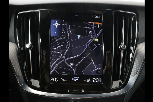 Volvo V60 2.0 T8 Recharge AWD R-Design | Trekhaak | Stoelverwarming | Camera | Harman/Kardon | Adaptive cruise | Memory | Carplay | Navigatie | 19'' lichtmetalen velgen