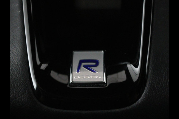 Volvo V60 2.0 T8 Recharge AWD R-Design | Trekhaak | Stoelverwarming | Camera | Harman/Kardon | Adaptive cruise | Memory | Carplay | Navigatie | 19'' lichtmetalen velgen