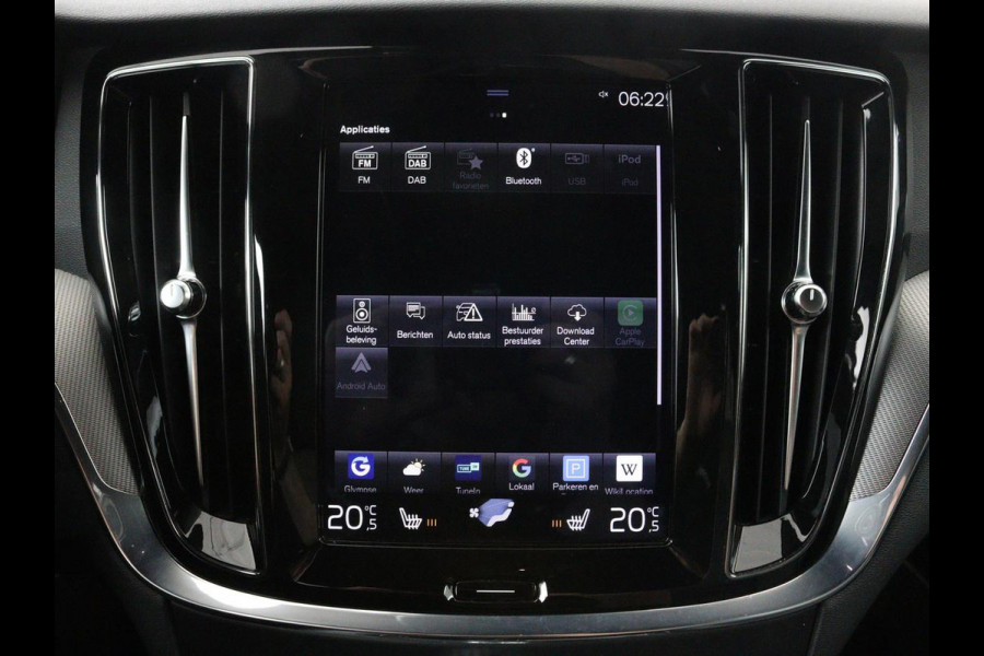 Volvo V60 2.0 T8 Recharge AWD R-Design | Trekhaak | Stoelverwarming | Camera | Harman/Kardon | Adaptive cruise | Memory | Carplay | Navigatie | 19'' lichtmetalen velgen