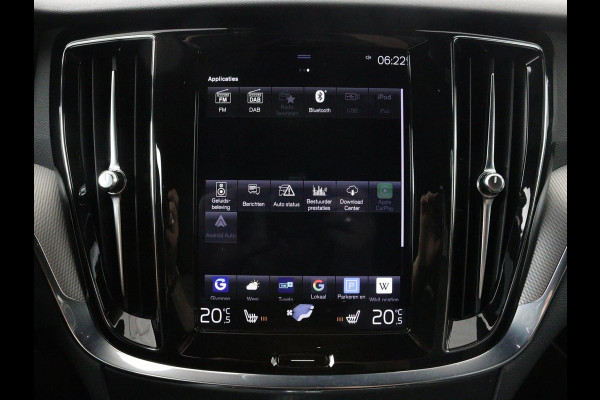 Volvo V60 2.0 T8 Recharge AWD R-Design | Trekhaak | Stoelverwarming | Camera | Harman/Kardon | Adaptive cruise | Memory | Carplay | Navigatie | 19'' lichtmetalen velgen