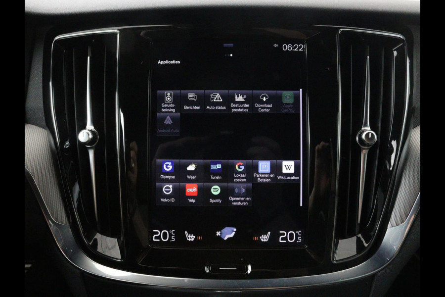 Volvo V60 2.0 T8 Recharge AWD R-Design | Trekhaak | Stoelverwarming | Camera | Harman/Kardon | Adaptive cruise | Memory | Carplay | Navigatie | 19'' lichtmetalen velgen