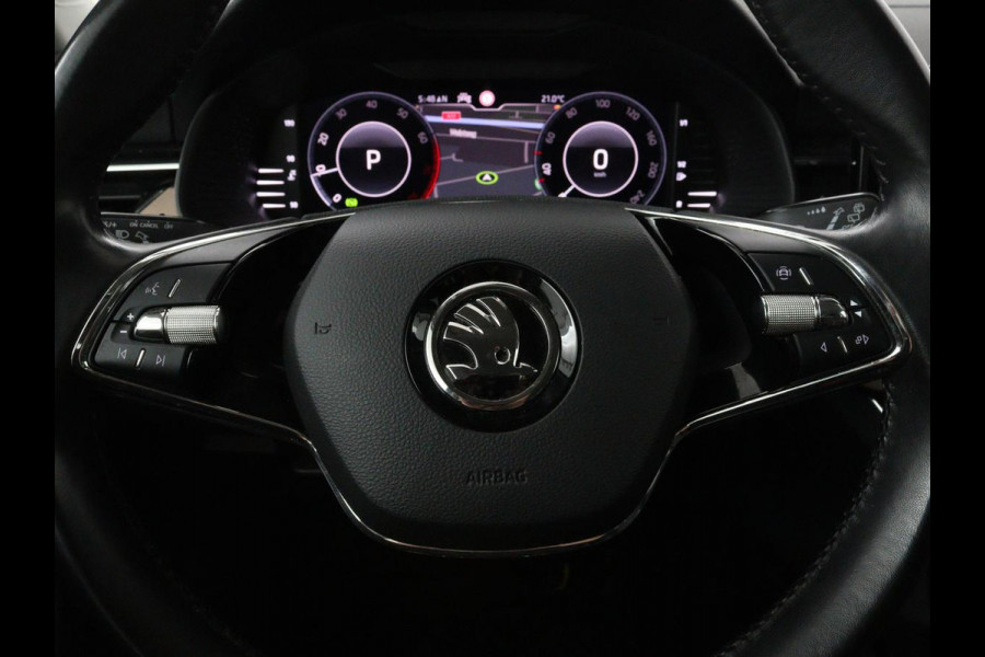 Škoda Kamiq 1.5 TSI Business Edtion | Stoelverwarming | Camera | Trekhaak | Carplay | Keyless | Full LED | Virtual Cockpit | Navigatie | Climate control | Parkeerhulp | Cruise control