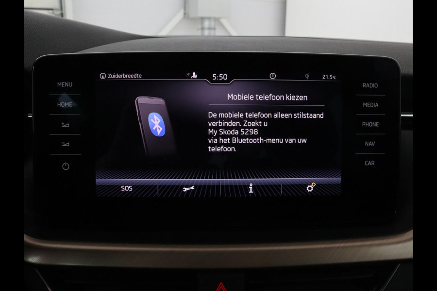 Škoda Kamiq 1.5 TSI Business Edtion | Stoelverwarming | Camera | Trekhaak | Carplay | Keyless | Full LED | Virtual Cockpit | Navigatie | Climate control | Parkeerhulp | Cruise control