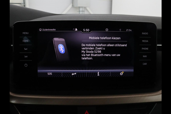 Škoda Kamiq 1.5 TSI Business Edtion | Stoelverwarming | Camera | Trekhaak | Carplay | Keyless | Full LED | Virtual Cockpit | Navigatie | Climate control | Parkeerhulp | Cruise control