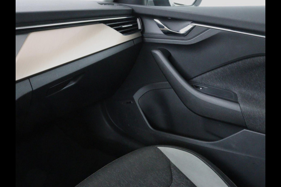 Škoda Kamiq 1.5 TSI Business Edtion | Stoelverwarming | Camera | Trekhaak | Carplay | Keyless | Full LED | Virtual Cockpit | Navigatie | Climate control | Parkeerhulp | Cruise control
