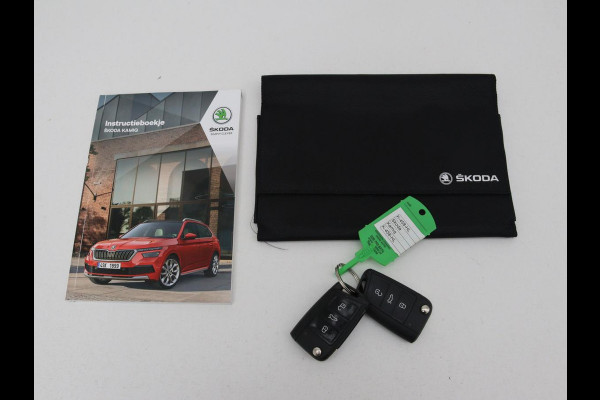 Škoda Kamiq 1.5 TSI Business Edtion | Stoelverwarming | Camera | Trekhaak | Carplay | Keyless | Full LED | Virtual Cockpit | Navigatie | Climate control | Parkeerhulp | Cruise control
