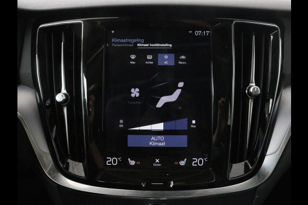 Volvo V60 2.0 D4 Momentum | 1e eigenaar | Panoramadak | Leder | Trekhaak | Stoelverwarming | Carplay | Navigatie | Full LED