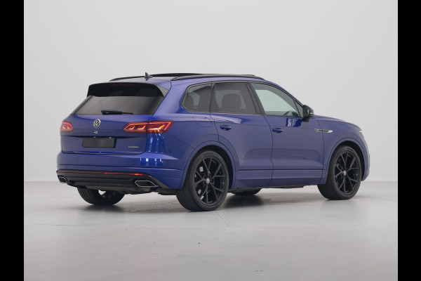 Volkswagen Touareg 3.0 TSi 4MOTION R 463pk Luchtvering Panorama Stoelverkoeling/verwarming 360Camera Carplay Navigatie 2