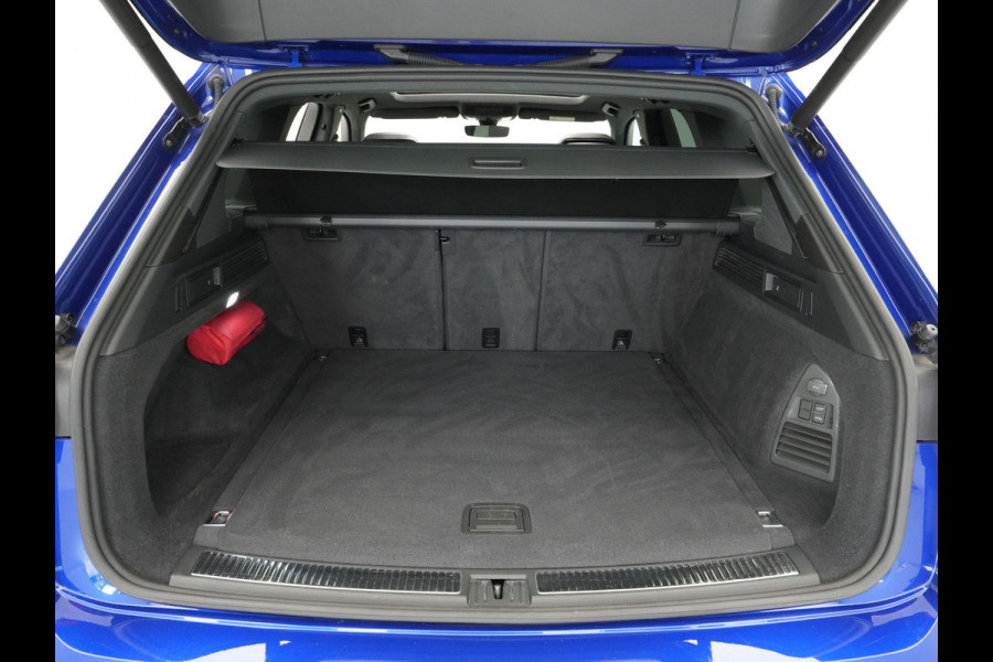 Volkswagen Touareg 3.0 TSi 4MOTION R 463pk Luchtvering Panorama Stoelverkoeling/verwarming 360Camera Carplay Navigatie 2