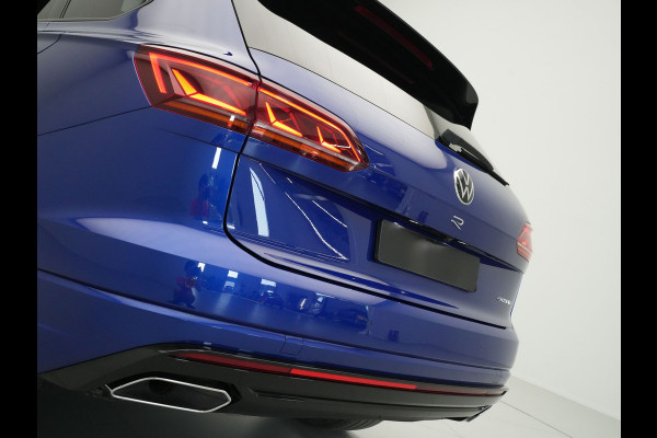 Volkswagen Touareg 3.0 TSi 4MOTION R 463pk Luchtvering Panorama Stoelverkoeling/verwarming 360Camera Carplay Navigatie 2