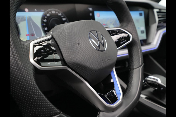 Volkswagen Touareg 3.0 TSi 4MOTION R 463pk Luchtvering Panorama Stoelverkoeling/verwarming 360Camera Carplay Navigatie 2