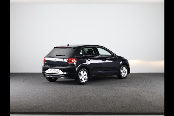 Volkswagen Polo 1.0 TSI Comfortline 95 pk | Navigatie | Parkeersensoren | Adaptieve cruise control | Apple Carplay/Android Auto |