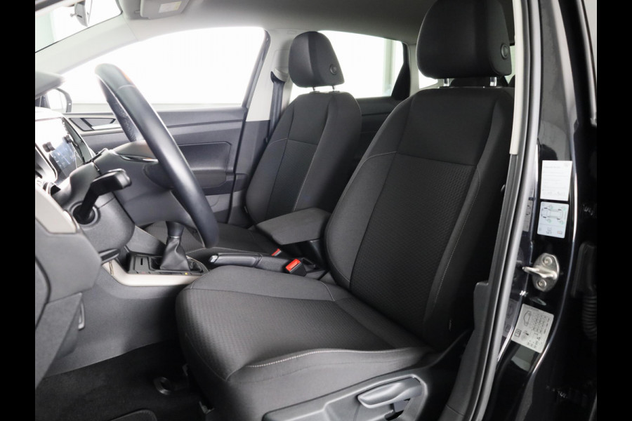 Volkswagen Polo 1.0 TSI Comfortline 95 pk | Navigatie | Parkeersensoren | Adaptieve cruise control | Apple Carplay/Android Auto |