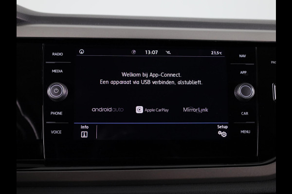 Volkswagen Polo 1.0 TSI Comfortline 95 pk | Navigatie | Parkeersensoren | Adaptieve cruise control | Apple Carplay/Android Auto |