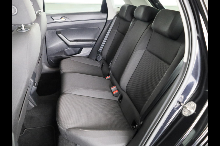 Volkswagen Polo 1.0 TSI Comfortline 95 pk | Navigatie | Parkeersensoren | Adaptieve cruise control | Apple Carplay/Android Auto |