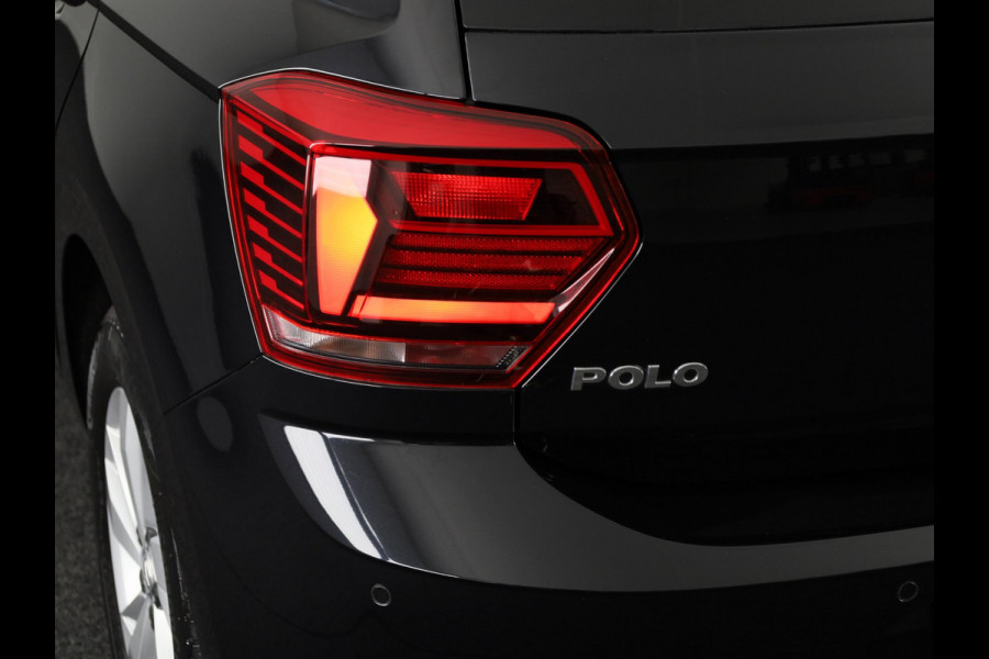 Volkswagen Polo 1.0 TSI Comfortline 95 pk | Navigatie | Parkeersensoren | Adaptieve cruise control | Apple Carplay/Android Auto |