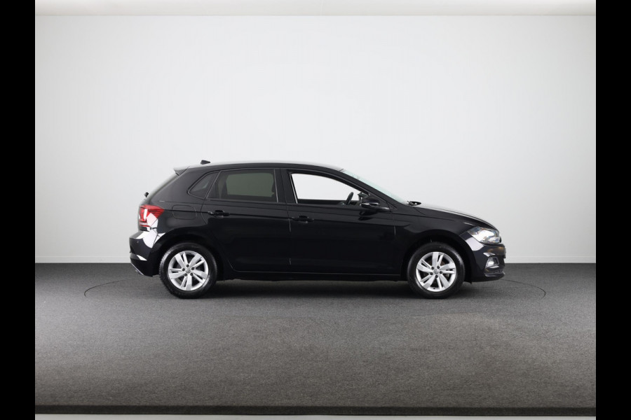Volkswagen Polo 1.0 TSI Comfortline 95 pk | Navigatie | Parkeersensoren | Adaptieve cruise control | Apple Carplay/Android Auto |