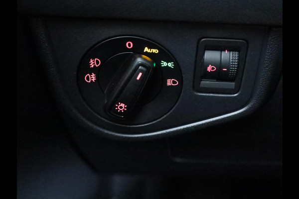 Volkswagen Polo 1.0 TSI Comfortline 95 pk | Navigatie | Parkeersensoren | Adaptieve cruise control | Apple Carplay/Android Auto |