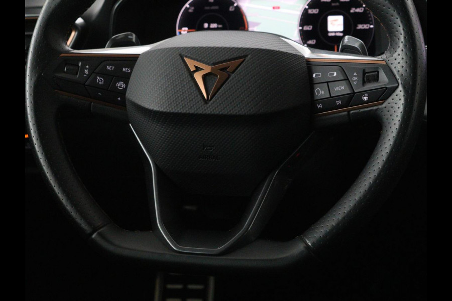 CUPRA Leon 1.4 e-Hybrid | Carplay | Stuurverwarming | Navigatie | Sfeerverlichting | Full LED | Keyless | Sportstoelen | Parkeerhulp | PHEV