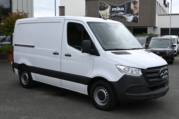 Mercedes-Benz Sprinter 311 CDI L1H1 RWD MBUX met camera, Apple Carplay/Android Auto, Standkachel