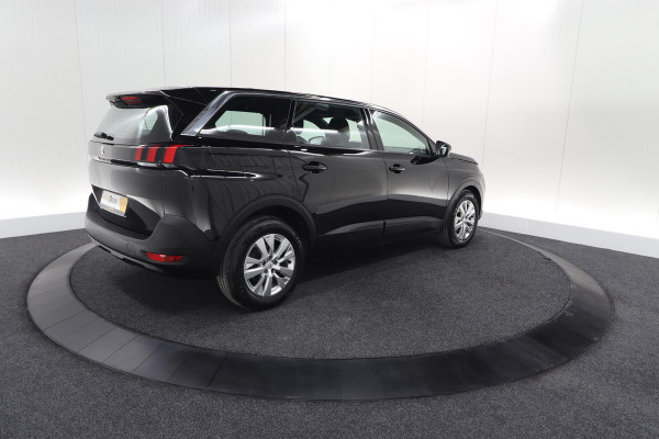 Peugeot 5008 PureTech 130 EAT8 Active Pack | 7 Zitplaatsen | Camera | Navigatie | Apple Carplay | Parkeersensoren