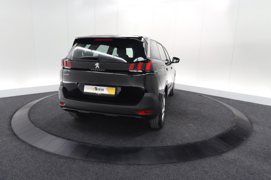 Peugeot 5008 PureTech 130 EAT8 Active Pack | 7 Zitplaatsen | Camera | Navigatie | Apple Carplay | Parkeersensoren