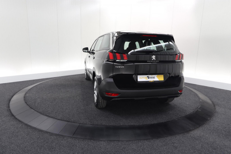Peugeot 5008 PureTech 130 EAT8 Active Pack | 7 Zitplaatsen | Camera | Navigatie | Apple Carplay | Parkeersensoren
