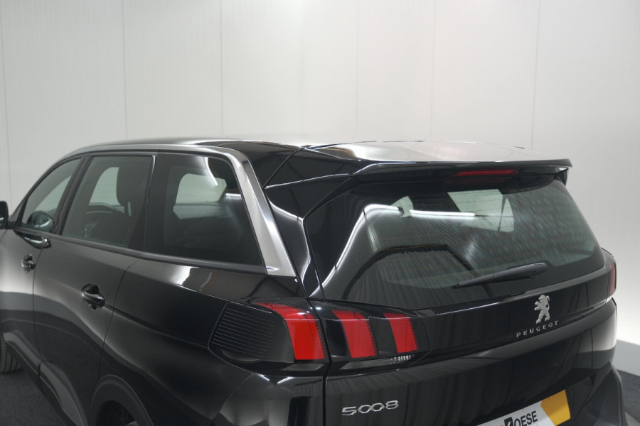 Peugeot 5008 PureTech 130 EAT8 Active Pack | 7 Zitplaatsen | Camera | Navigatie | Apple Carplay | Parkeersensoren