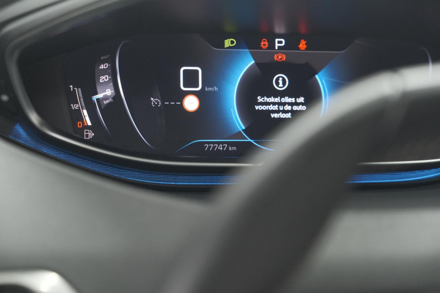 Peugeot 5008 PureTech 130 EAT8 Active Pack | 7 Zitplaatsen | Camera | Navigatie | Apple Carplay | Parkeersensoren
