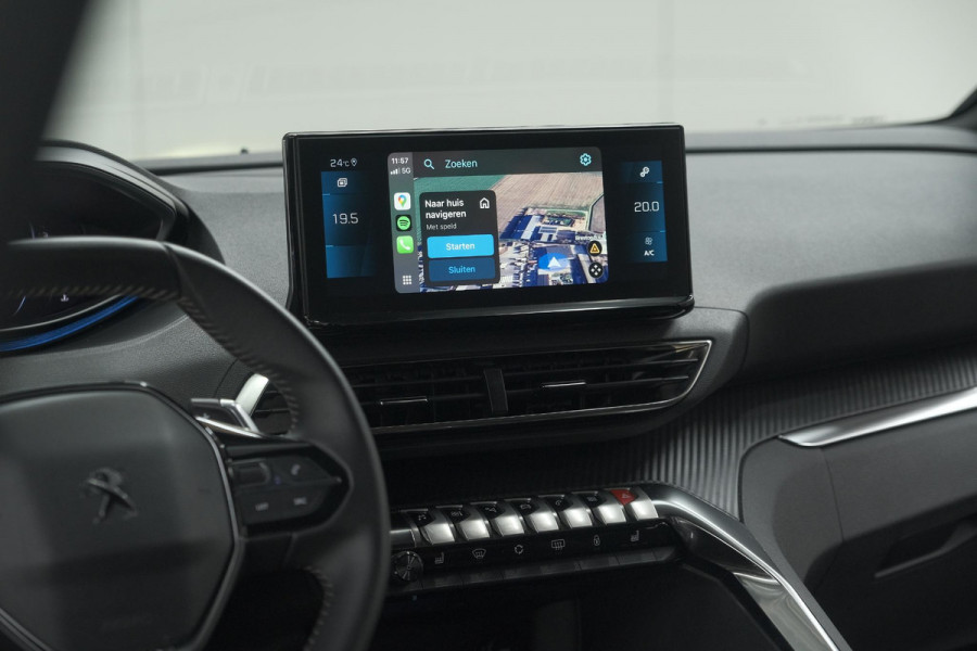 Peugeot 5008 PureTech 130 EAT8 Active Pack | 7 Zitplaatsen | Camera | Navigatie | Apple Carplay | Parkeersensoren