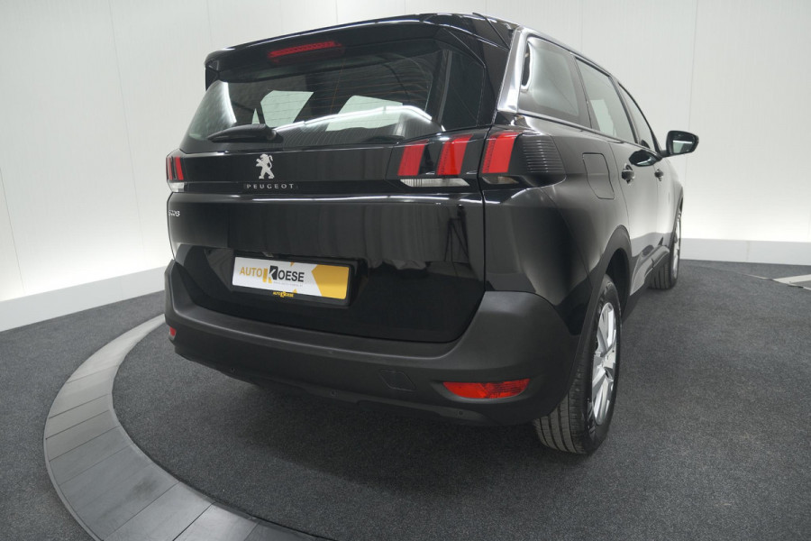 Peugeot 5008 PureTech 130 EAT8 Active Pack | 7 Zitplaatsen | Camera | Navigatie | Apple Carplay | Parkeersensoren