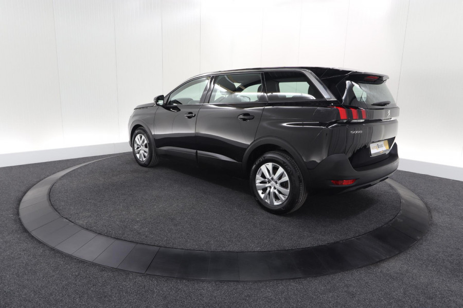 Peugeot 5008 PureTech 130 EAT8 Active Pack | 7 Zitplaatsen | Camera | Navigatie | Apple Carplay | Parkeersensoren