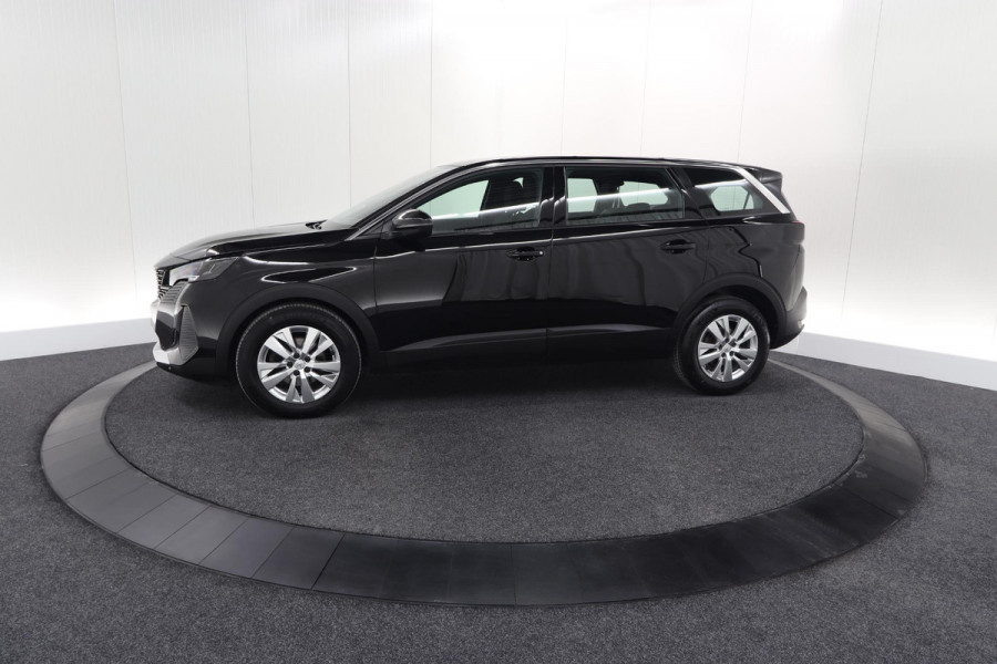 Peugeot 5008 PureTech 130 EAT8 Active Pack | 7 Zitplaatsen | Camera | Navigatie | Apple Carplay | Parkeersensoren