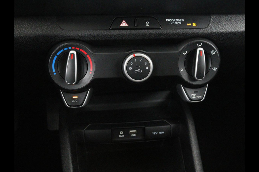 Kia Stonic 1.0 T-GDi ComfortPlusLine Navigator | Trekhaak | Camera | Carplay | Navigatie | Cruise control | Airco | Bluetooth | Parkeerhulp