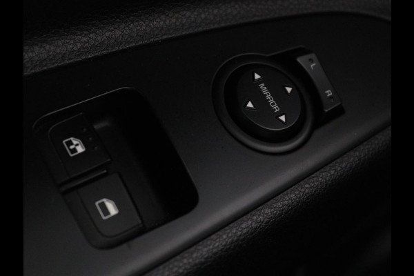 Kia Stonic 1.0 T-GDi ComfortPlusLine Navigator | Trekhaak | Camera | Carplay | Navigatie | Cruise control | Airco | Bluetooth | Parkeerhulp