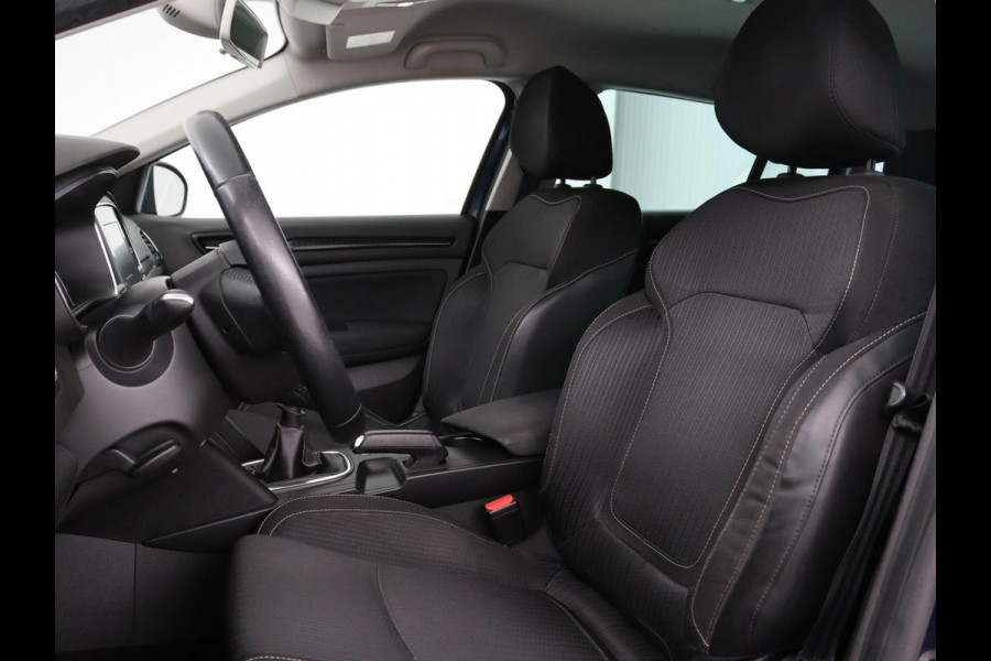 Renault Mégane 1.5 dCi Zen | Trekhaak | Navigatie | Climate control | Parkeerhulp | Bluetooth | Cruise control