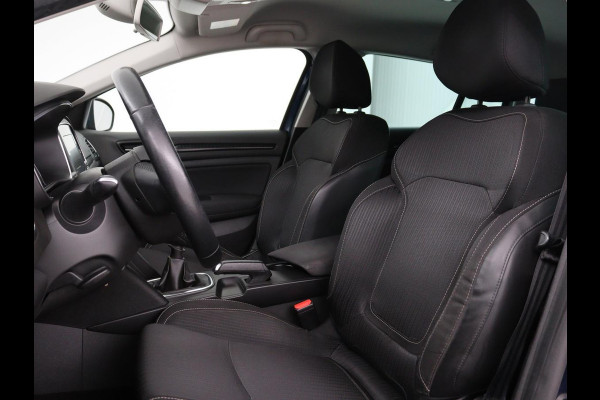 Renault Mégane 1.5 dCi Zen | Trekhaak | Navigatie | Climate control | Parkeerhulp | Bluetooth | Cruise control