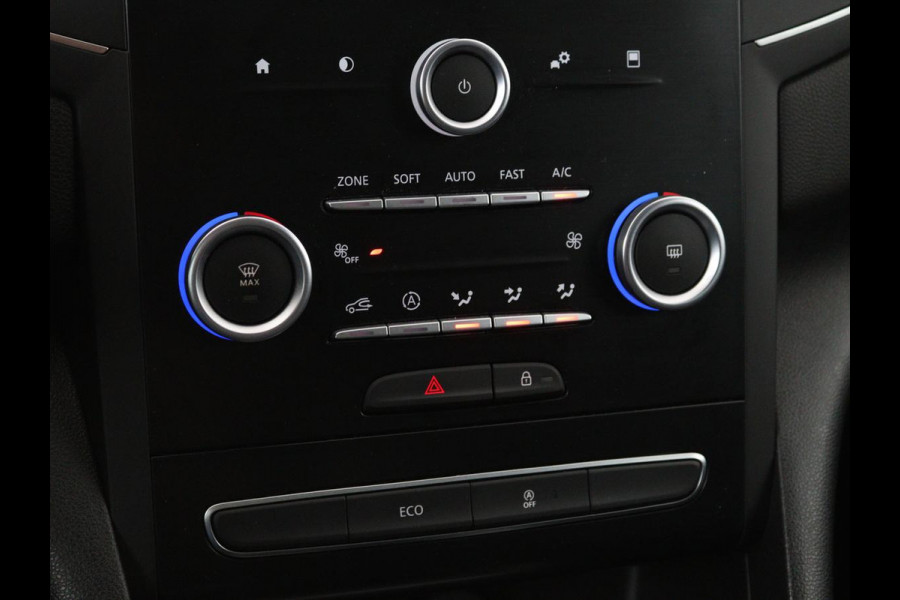 Renault Mégane 1.5 dCi Zen | Trekhaak | Navigatie | Climate control | Parkeerhulp | Bluetooth | Cruise control