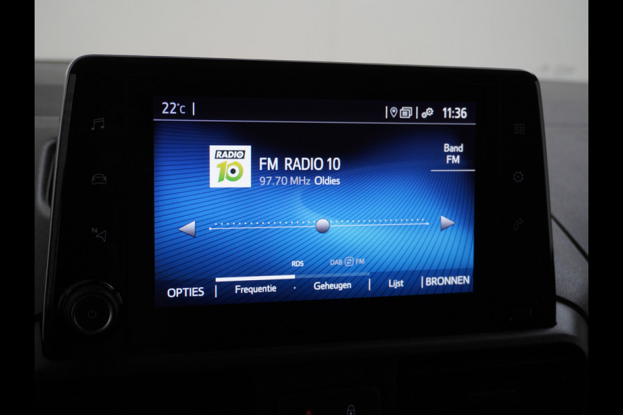 Toyota PROACE CITY D102pk D-4D Navi Apple/Android ECC Pdc Bluetooth CruiseControl Elek.Ramen Airco Schuifdeur Rechts Usb Mistlampen Regensensor Aut.Verlichting Elek.inkl.spiegels Live 1.500kg Trekvermogen Origineel Nederlandse auto EURO 6